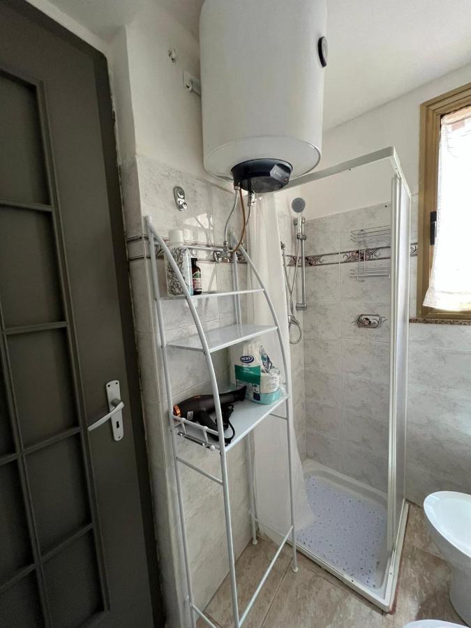 シッラ The Mistral Bed & Breakfast エクステリア 写真