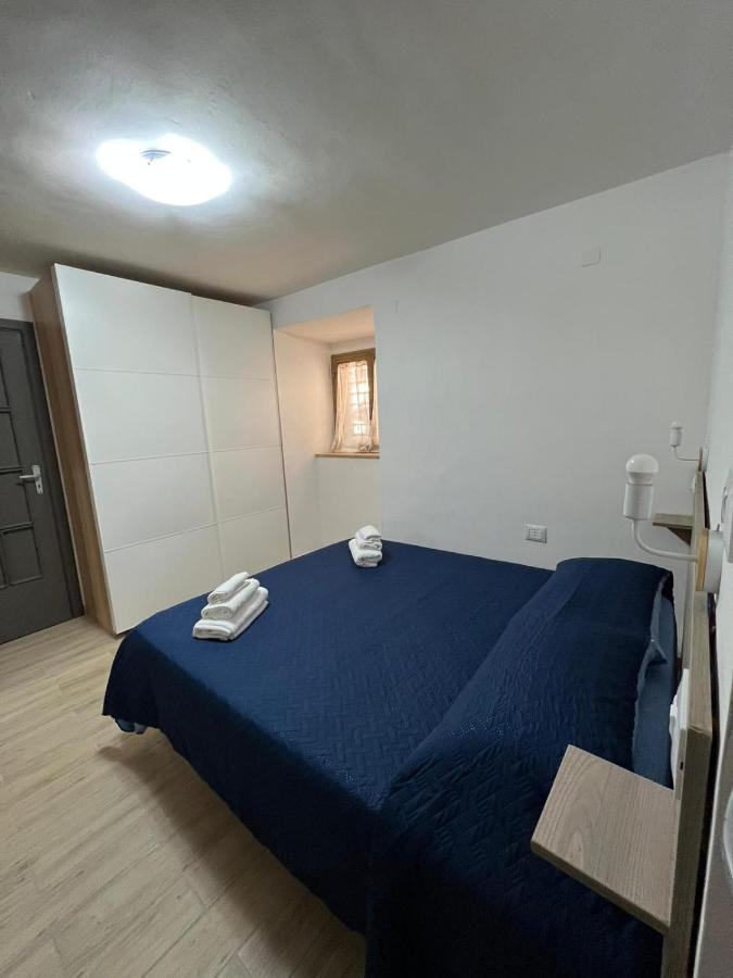 シッラ The Mistral Bed & Breakfast エクステリア 写真